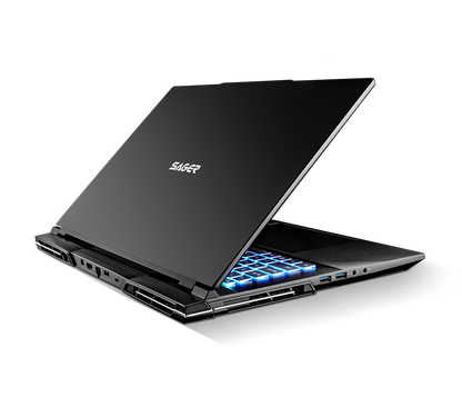 SAGER NP9371V (CLEVO X370SNV-G) Gaming Laptop